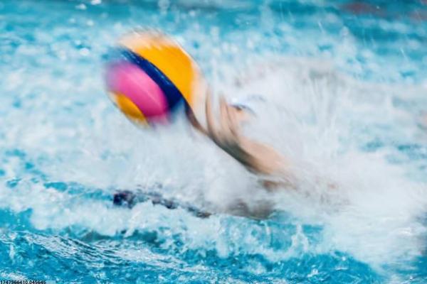 羽毛球：最适合初学者的体育项目