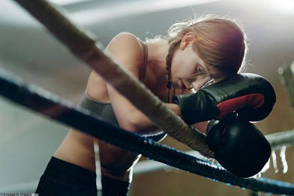 藏族传统体育项目“打毛蛋”的历史与玩法