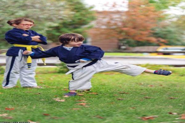 宜州体育局教练员培训简要分析