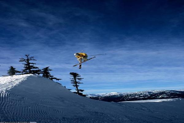 秋季高考体育类分数线最新参考